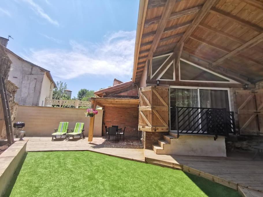Gite Le Jardin Secret Et Gite Au Temps Suspendu Montpezat  Luaran gambar